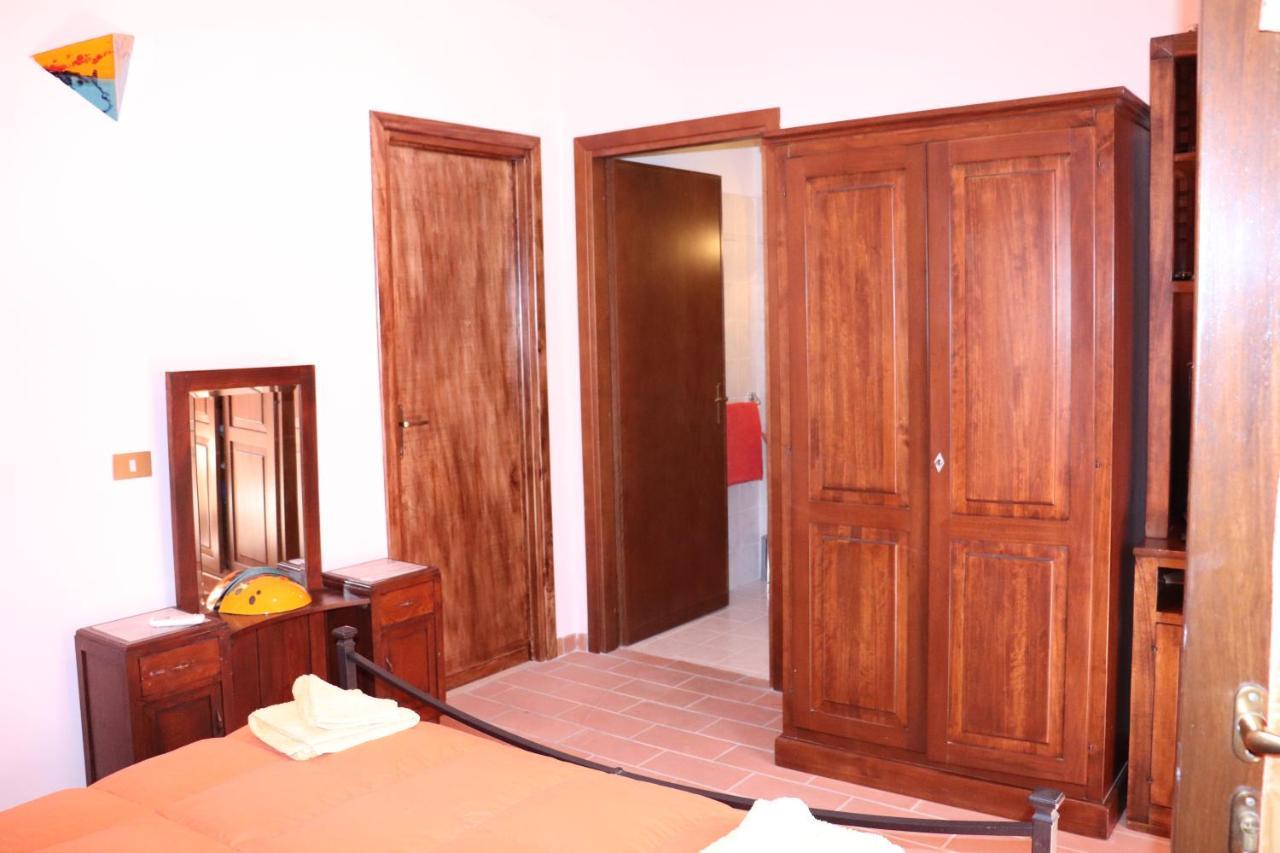 Gualdo Cattaneo B&B Casale Roshlee المظهر الخارجي الصورة