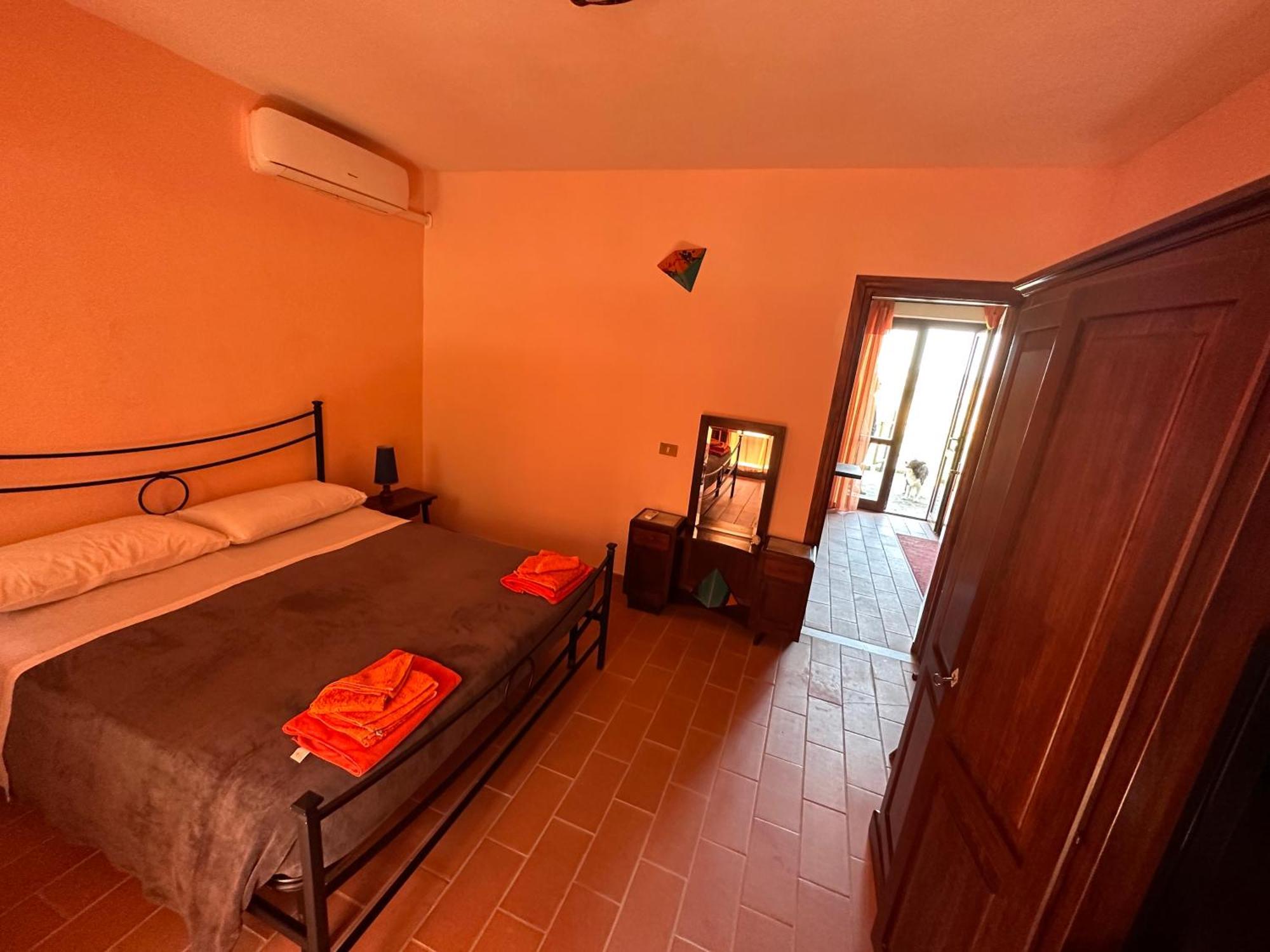 Gualdo Cattaneo B&B Casale Roshlee المظهر الخارجي الصورة