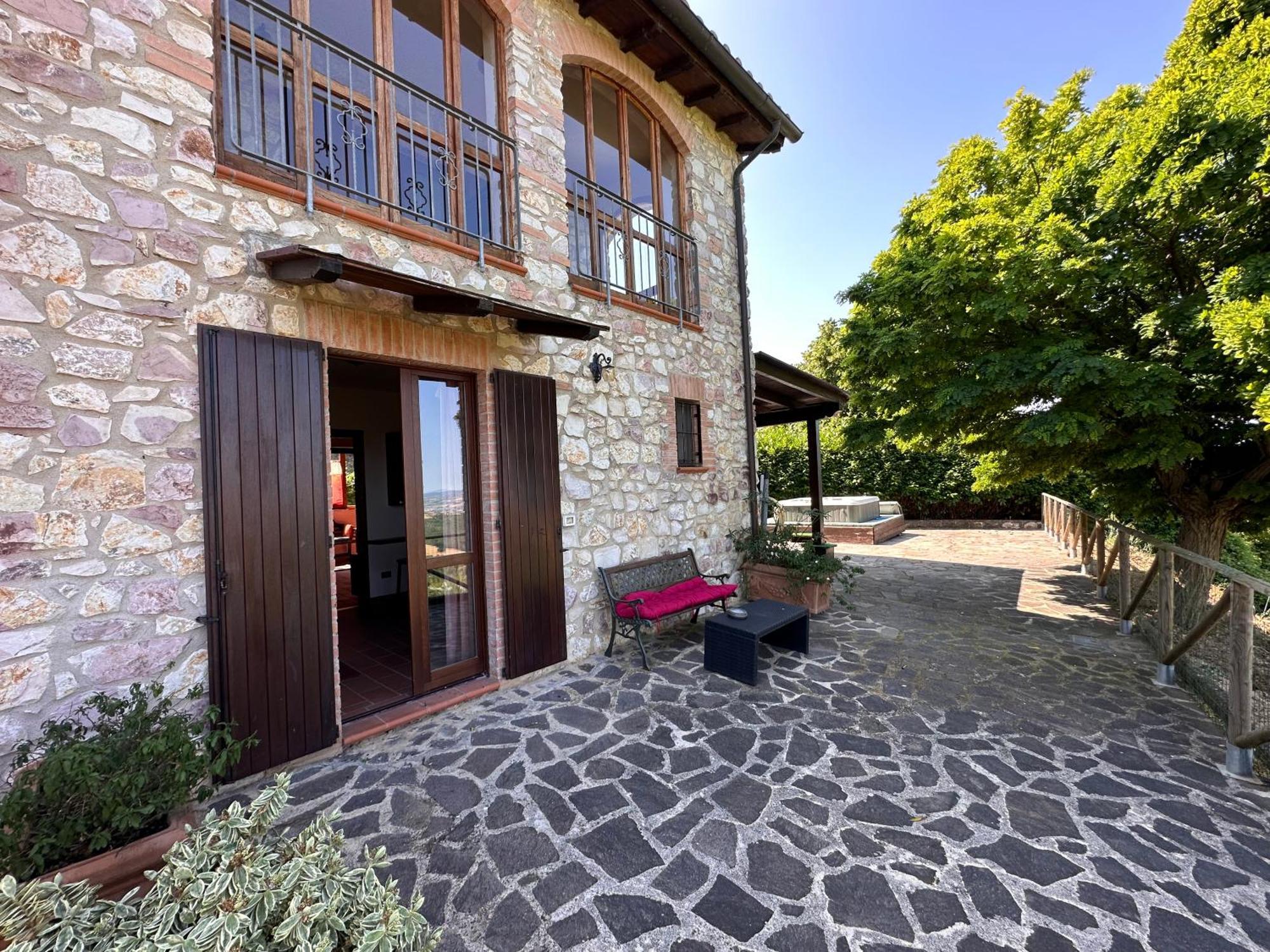Gualdo Cattaneo B&B Casale Roshlee المظهر الخارجي الصورة